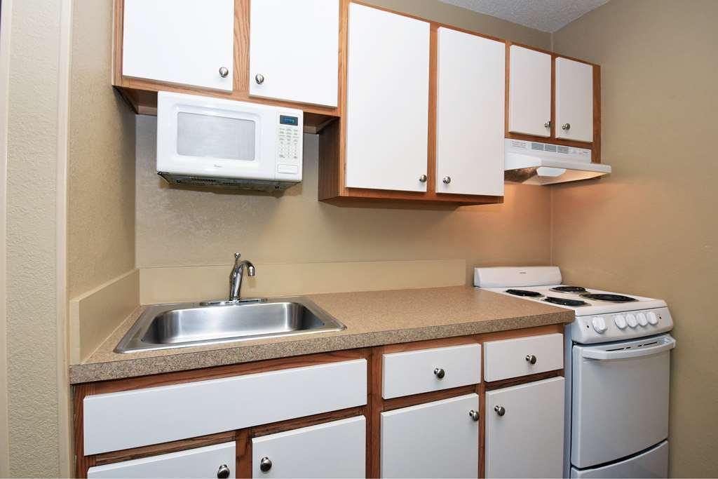 Extended Stay America Suites - Dallas - Plano Parkway - Medical Center Rom bilde