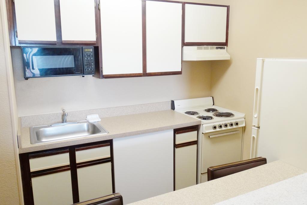 Extended Stay America Suites - Dallas - Plano Parkway - Medical Center Eksteriør bilde